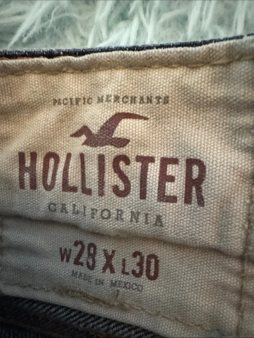 Hollister button fly slim Straight Jeans - Black 28x30